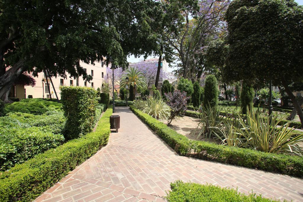Malaga Lodge Guesthouse Guest house Malaga
