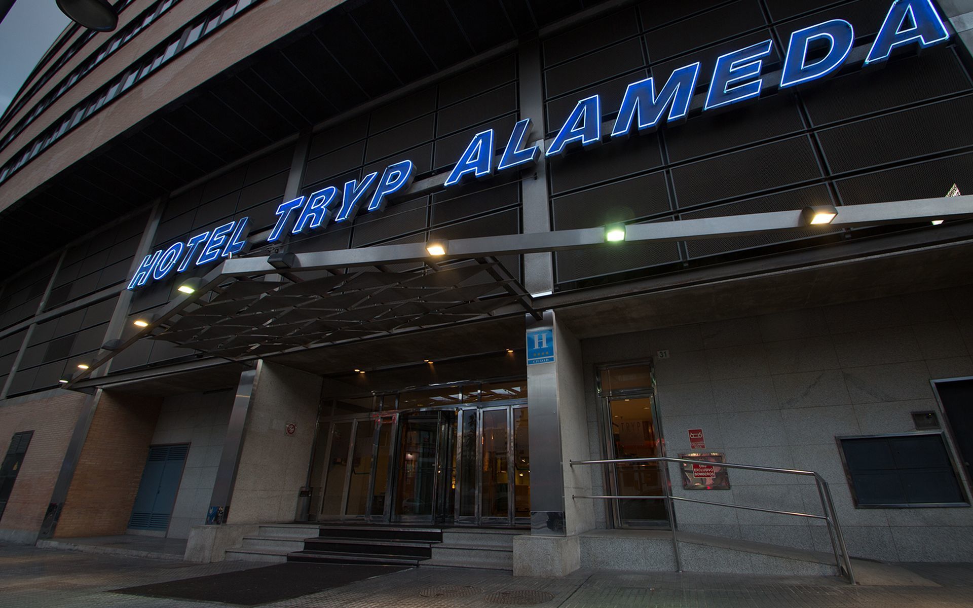 Alameda Centro Affiliated By Meliá Hotel Málaga