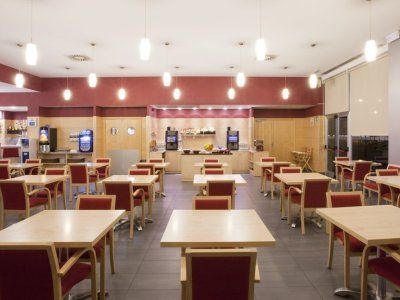 Hotel Express Airport, An Ihg 3*