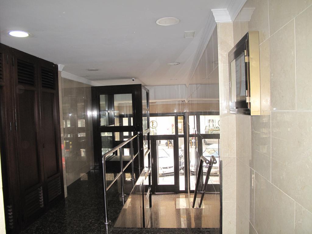 Apartamento Amadeo Vives 3 *