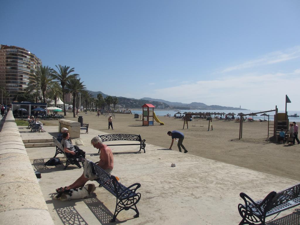 Playa Malagueta-canovas, 8 Personas *