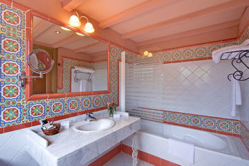 Casa rural Cortijo La Reina *