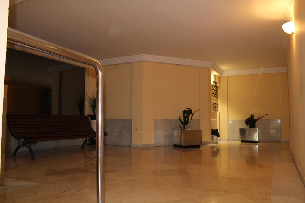 Apartamento Atico Cister Frente A Catedral Málaga