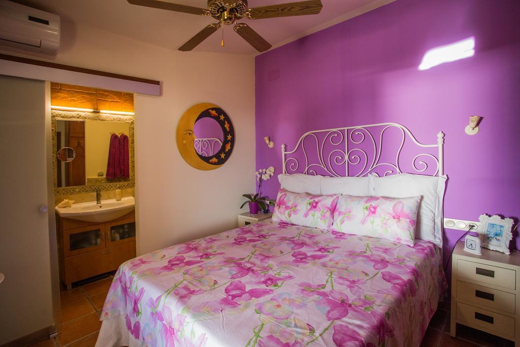 Indonesian Suites Tropical Garden Villa *