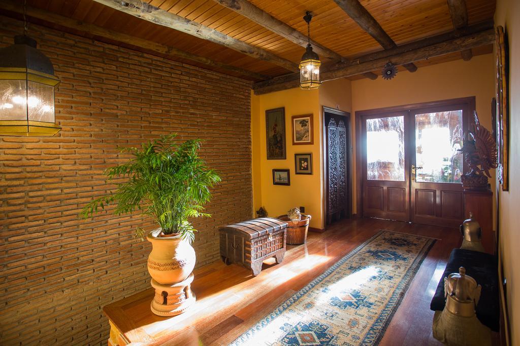 Villa Indonesian Suites Tropical Garden Málaga