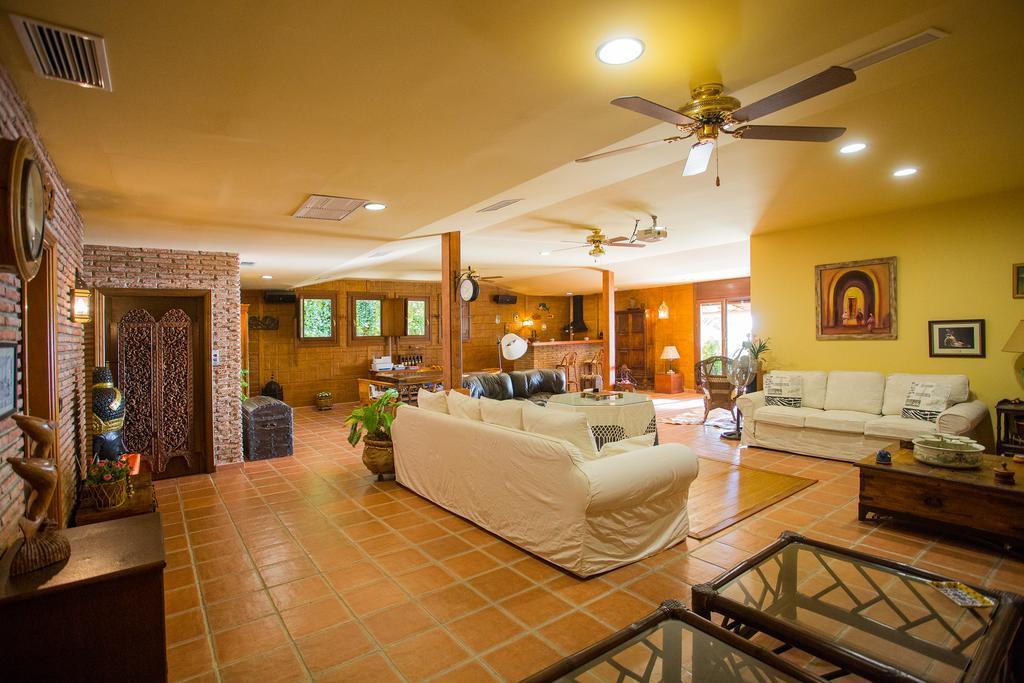 Indonesian Suites Tropical Garden Villa *