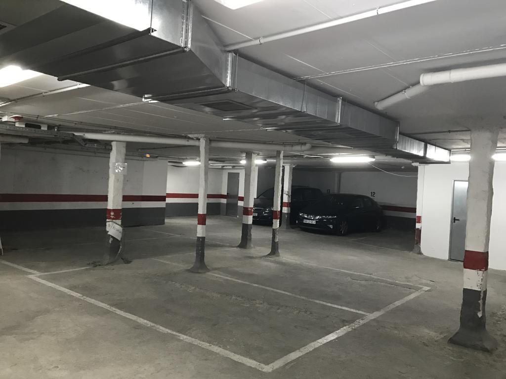 - Jinetes, 13 Apartamento *