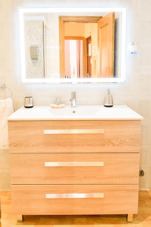 Letmalaga Giant Apartamento