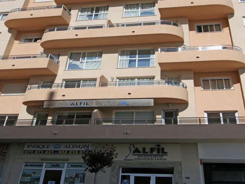 Residencia Universitaria Alfil * Málaga