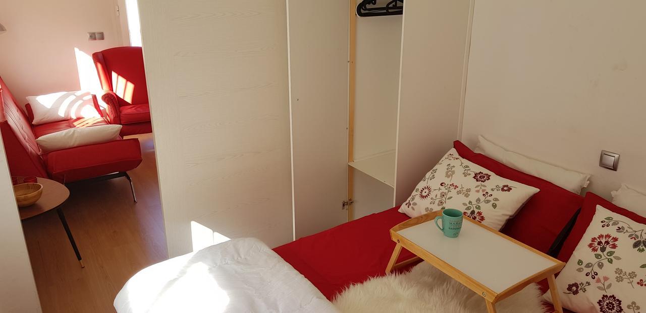 Apartamento Bonito Atico Cerca De La Estacion De Buses Y Trenes *