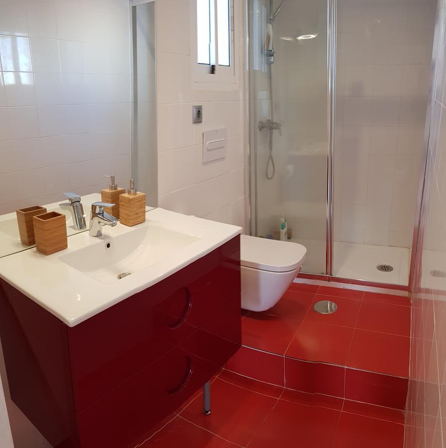 Apartamento Bonito Atico Cerca De La Estacion De Buses Y Trenes *