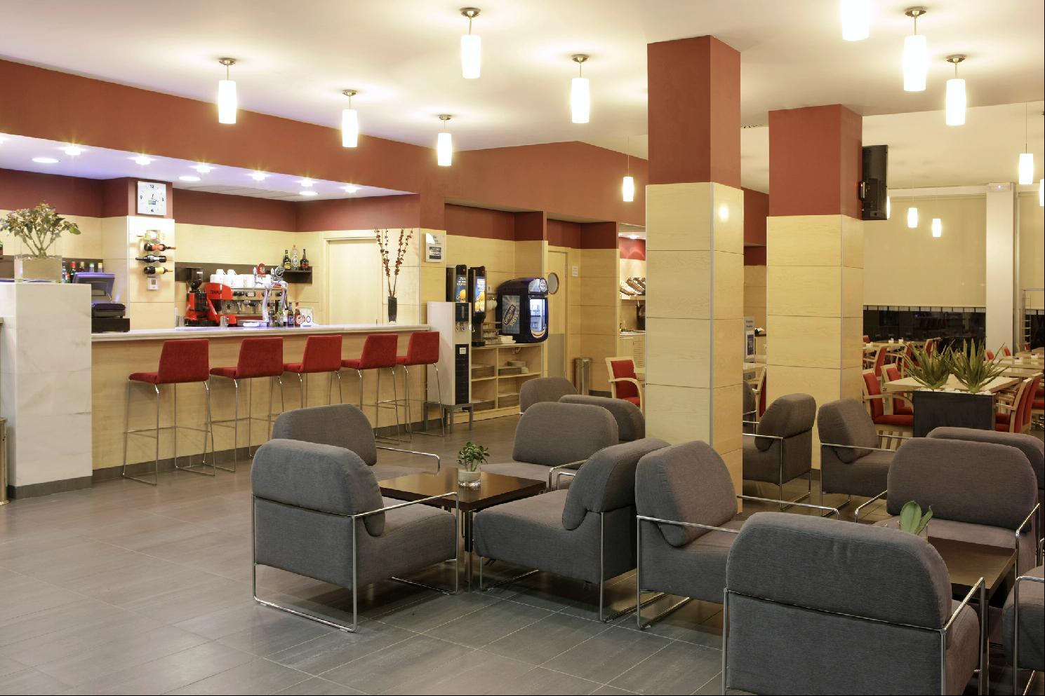 Hotel Express Airport, An Ihg Málaga