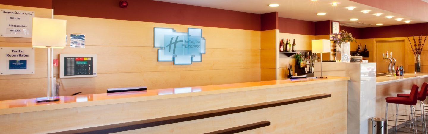 Hotel Express Airport, An Ihg 3*