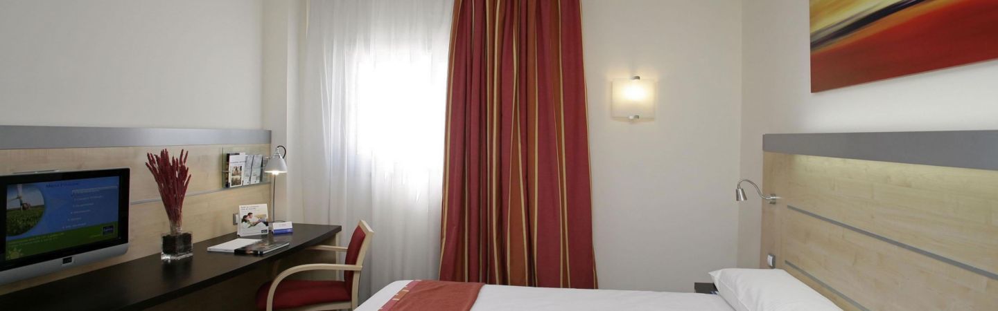 Express Airport, An Ihg Hotel 3*