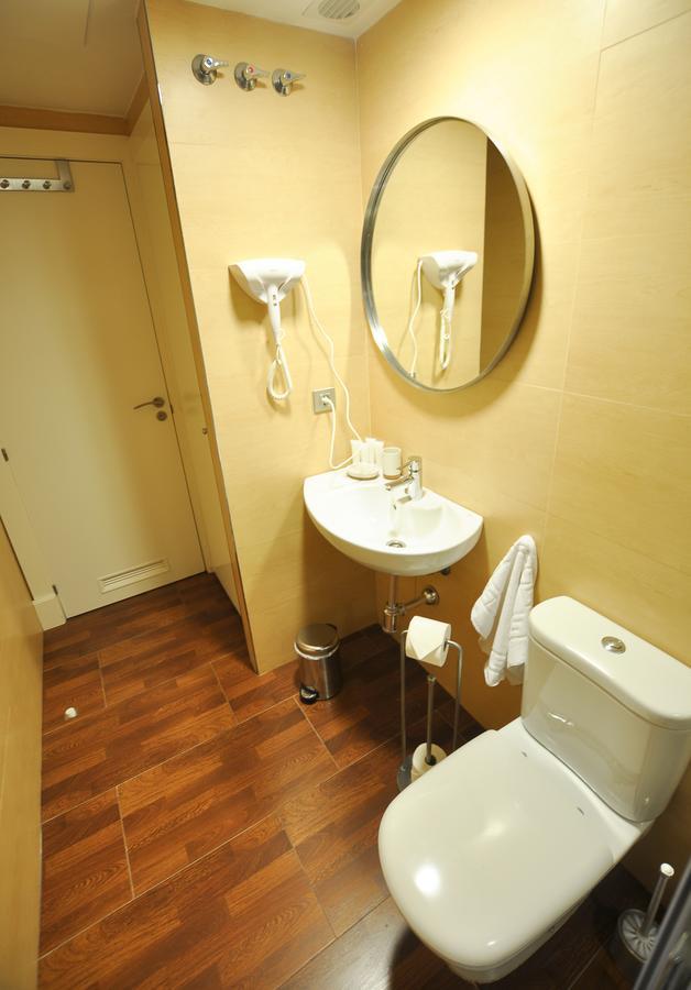 Renthas Madre De Dios Studio Apartamento *