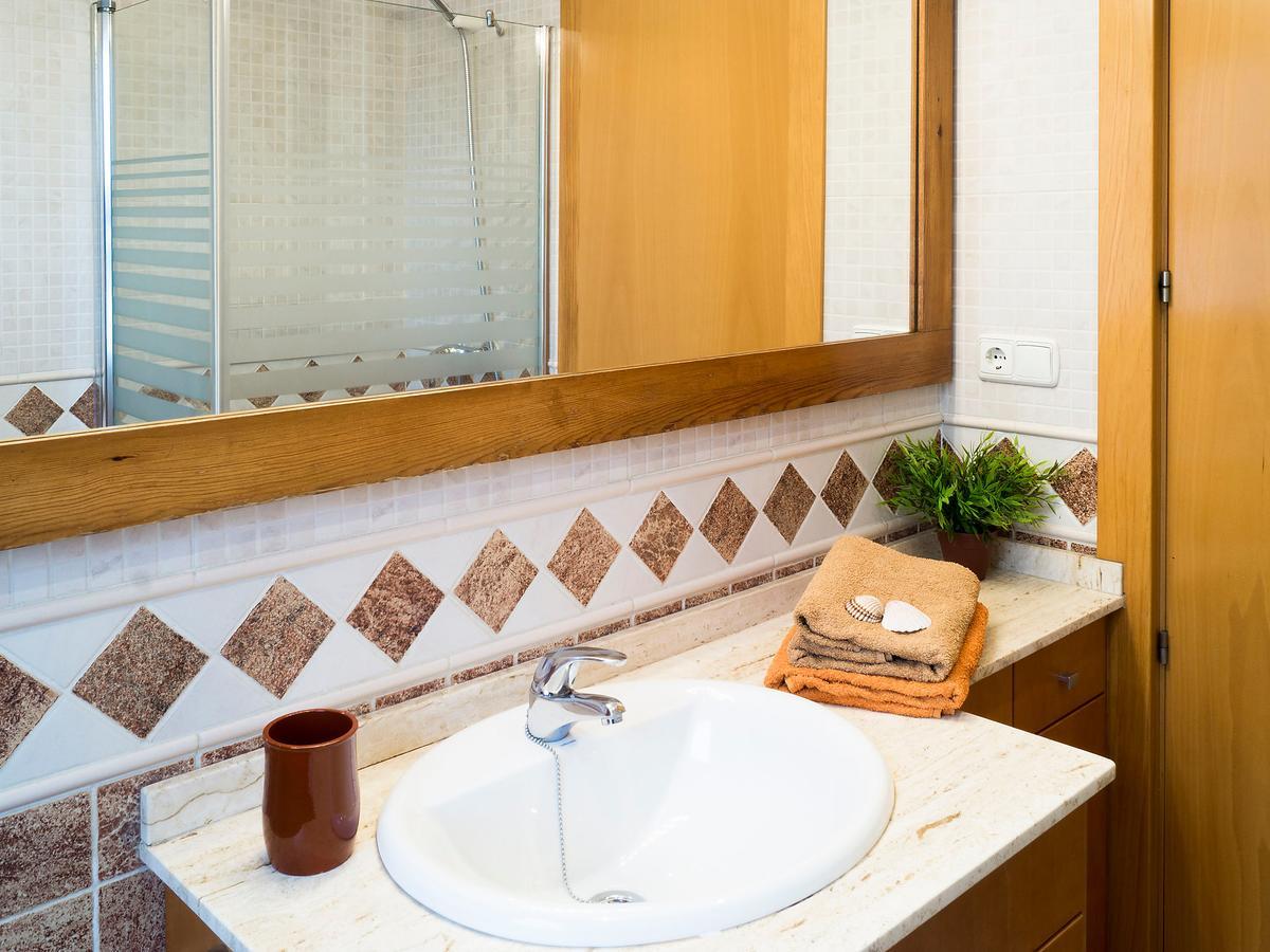 Avda. Pintor Sorolla Apartamento *