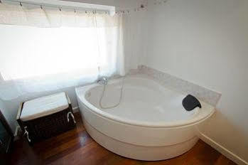 Hotel Holidays 2 4*