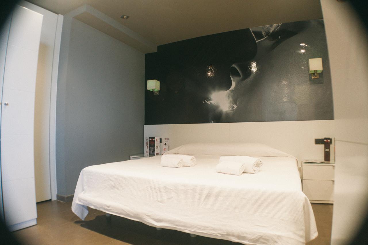 Hotel del amor Miami Adults Only *