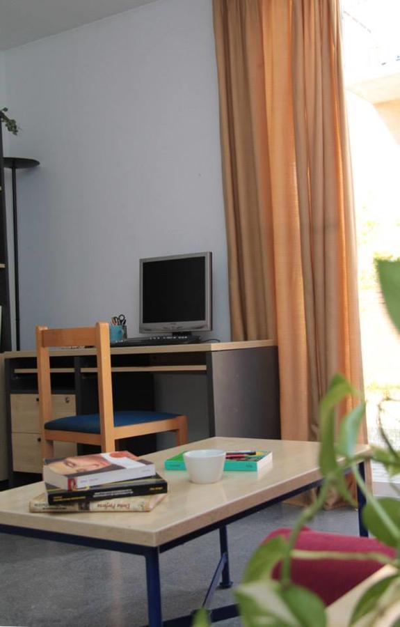 Residencia Universitaria Alberto Jimenez Fraud Apartamento Málaga