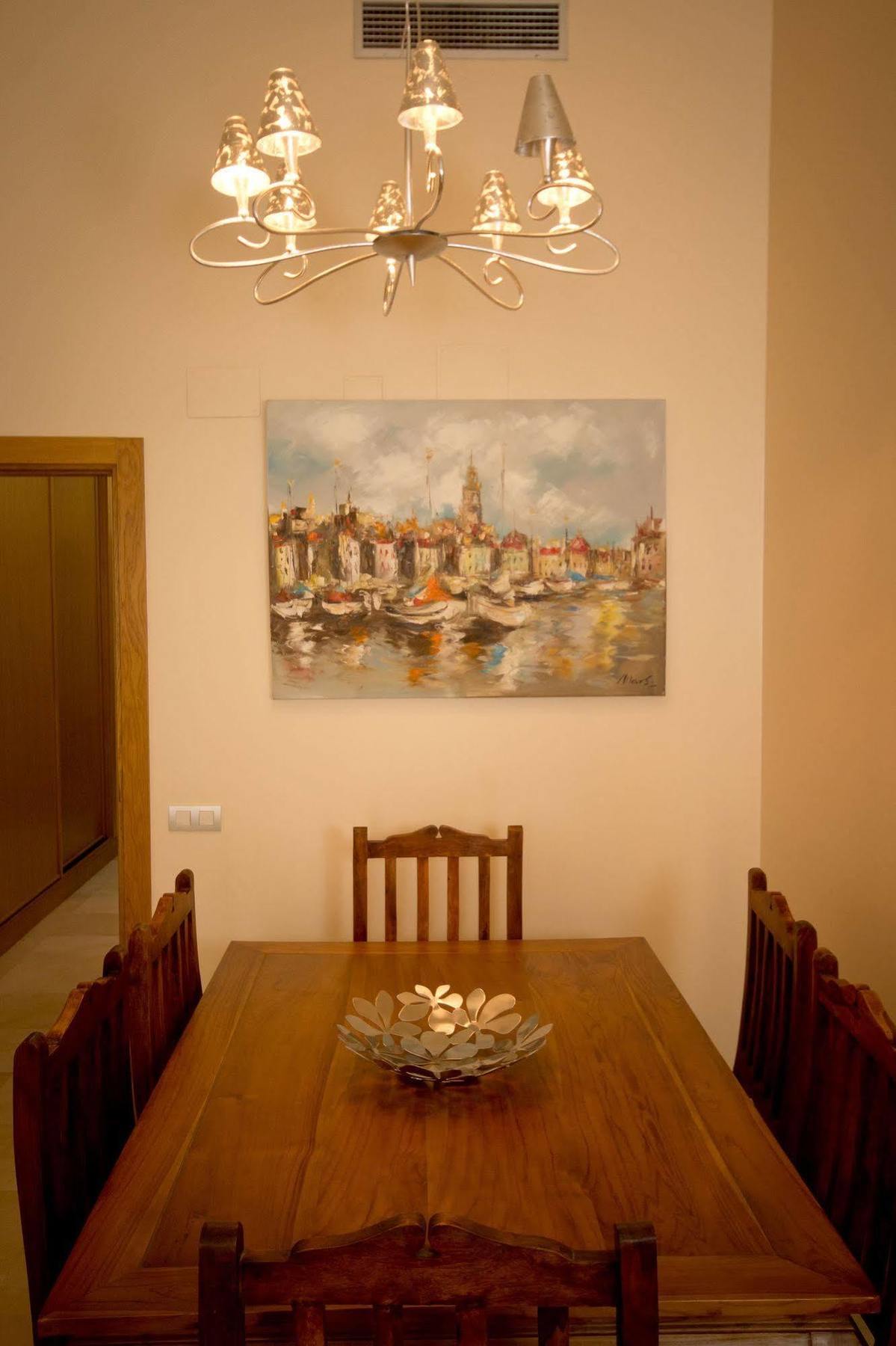 Holidays 2 Hotel 4*
