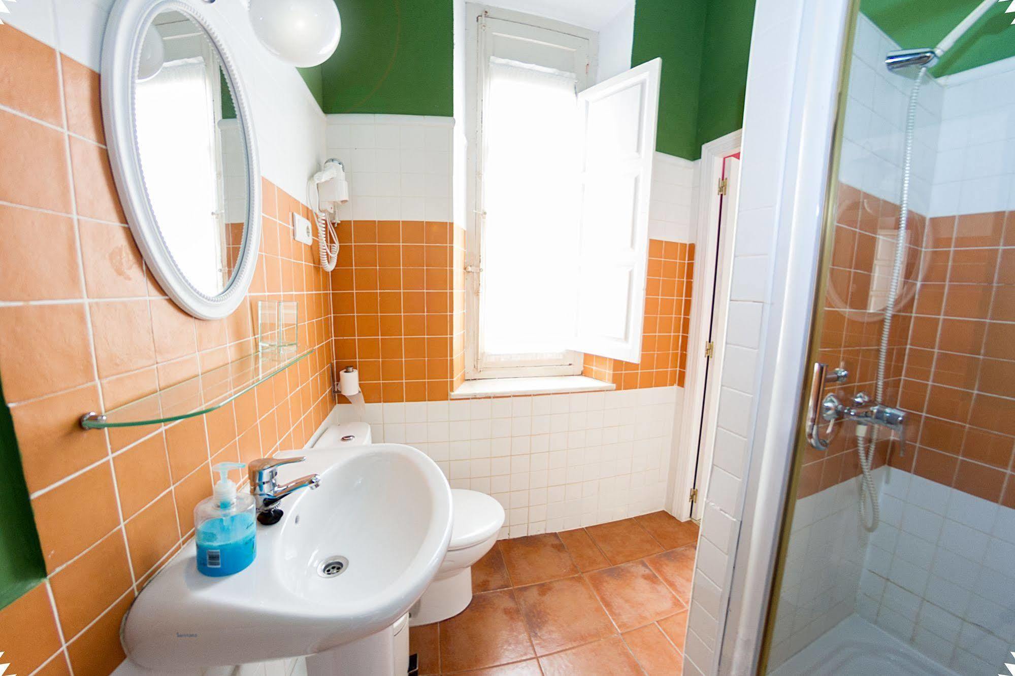 Alicia Guest house