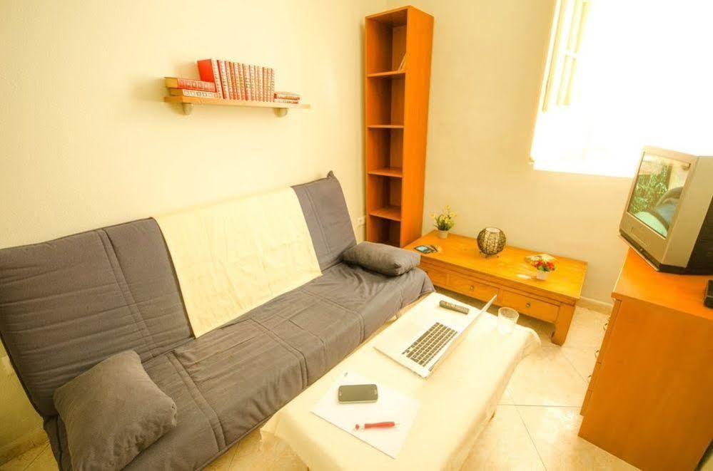 Apartment Living *