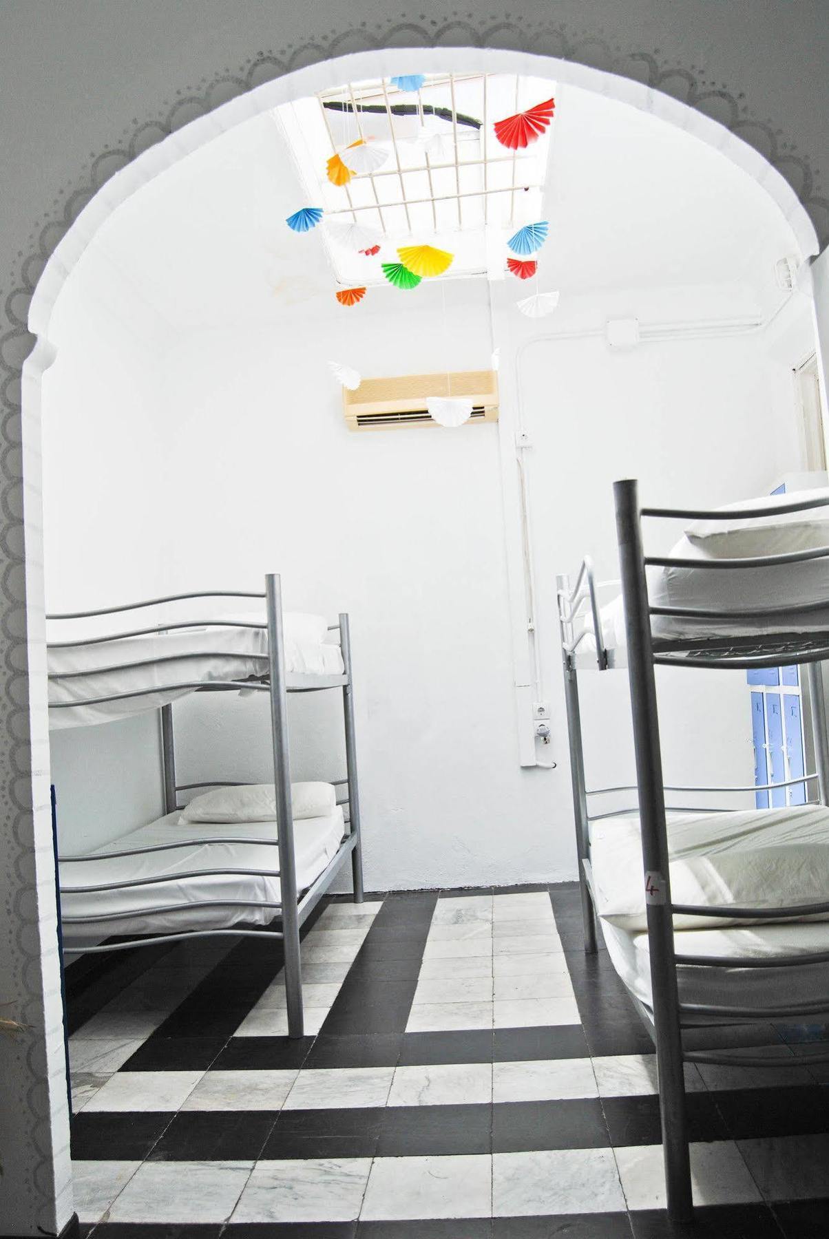 Hotel Malaga City Suites 2*