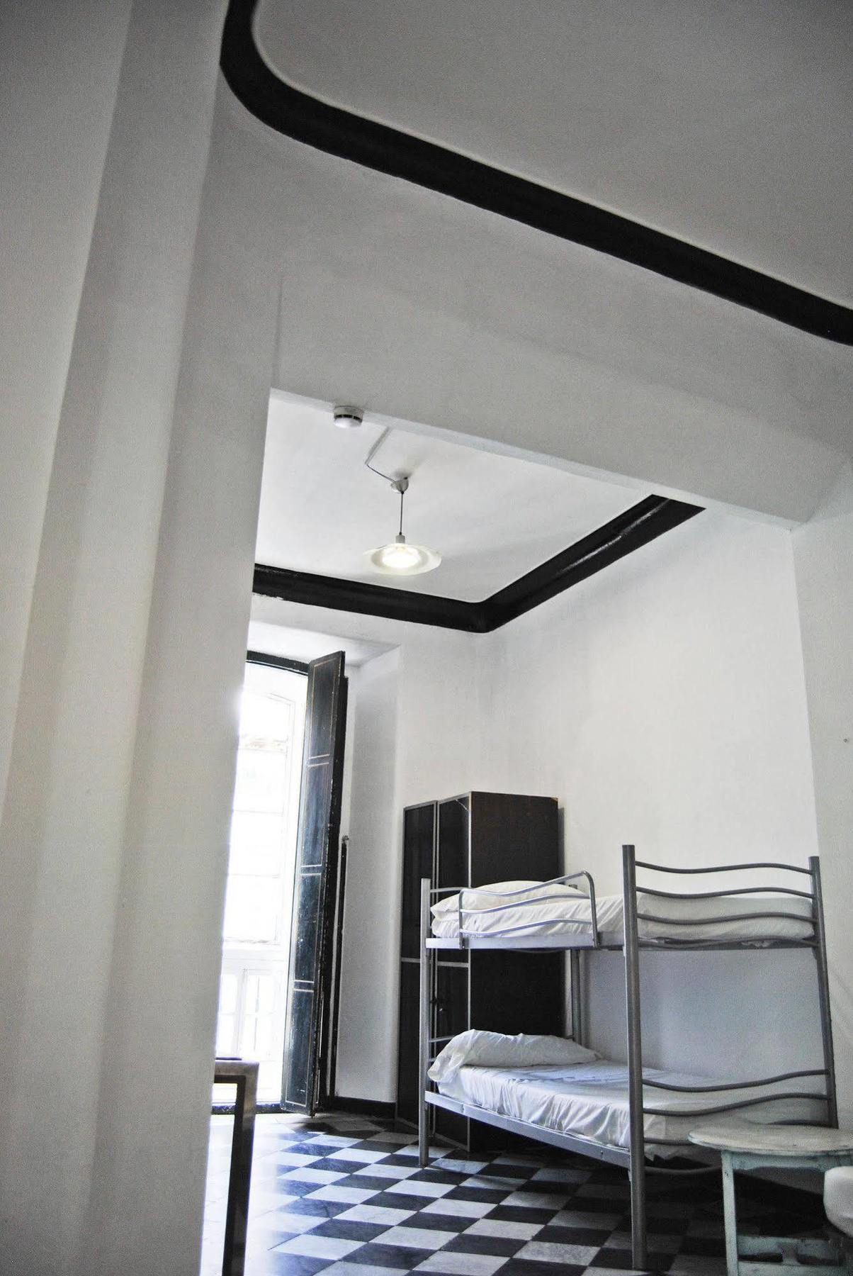 Malaga City Suites Hotel 2*