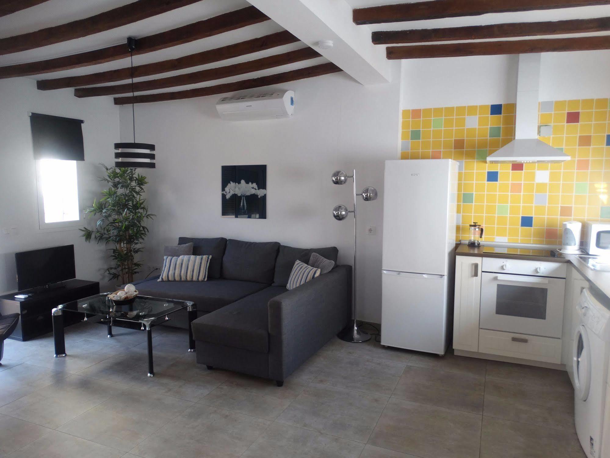 - Nuno Gomez, 24 Apartment Malaga
