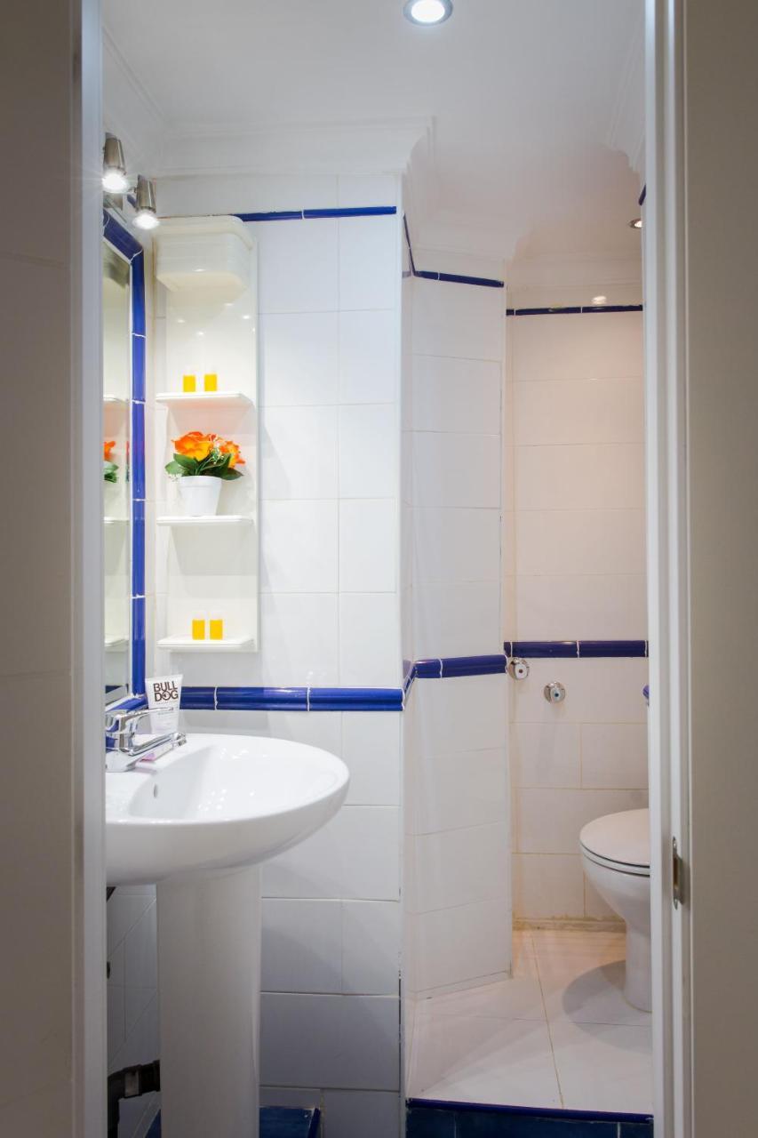 Apartamento 3 Dormitorios Con Balcon Junto Calle Larios *