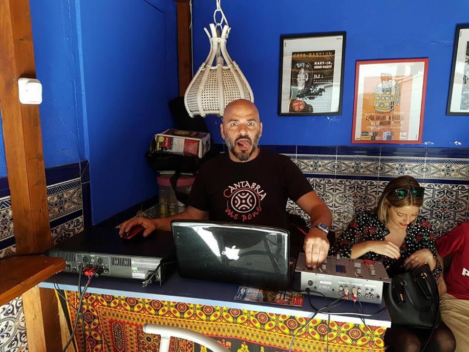 Casa Babylon Backpakers Hostal *