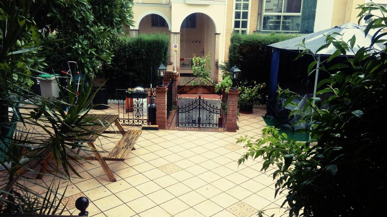 Casa Babylon Backpakers *