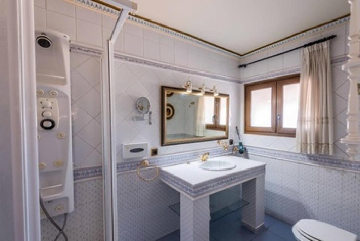 With Private Pool,near The , Bbq, Wifi Villa