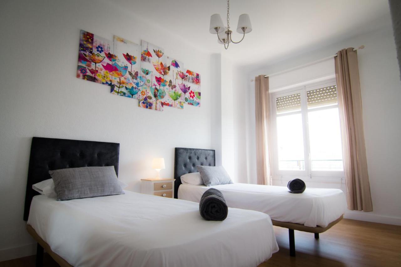 Apartamento Holidays2malaga Terraza&junto Puerto Deportivo *
