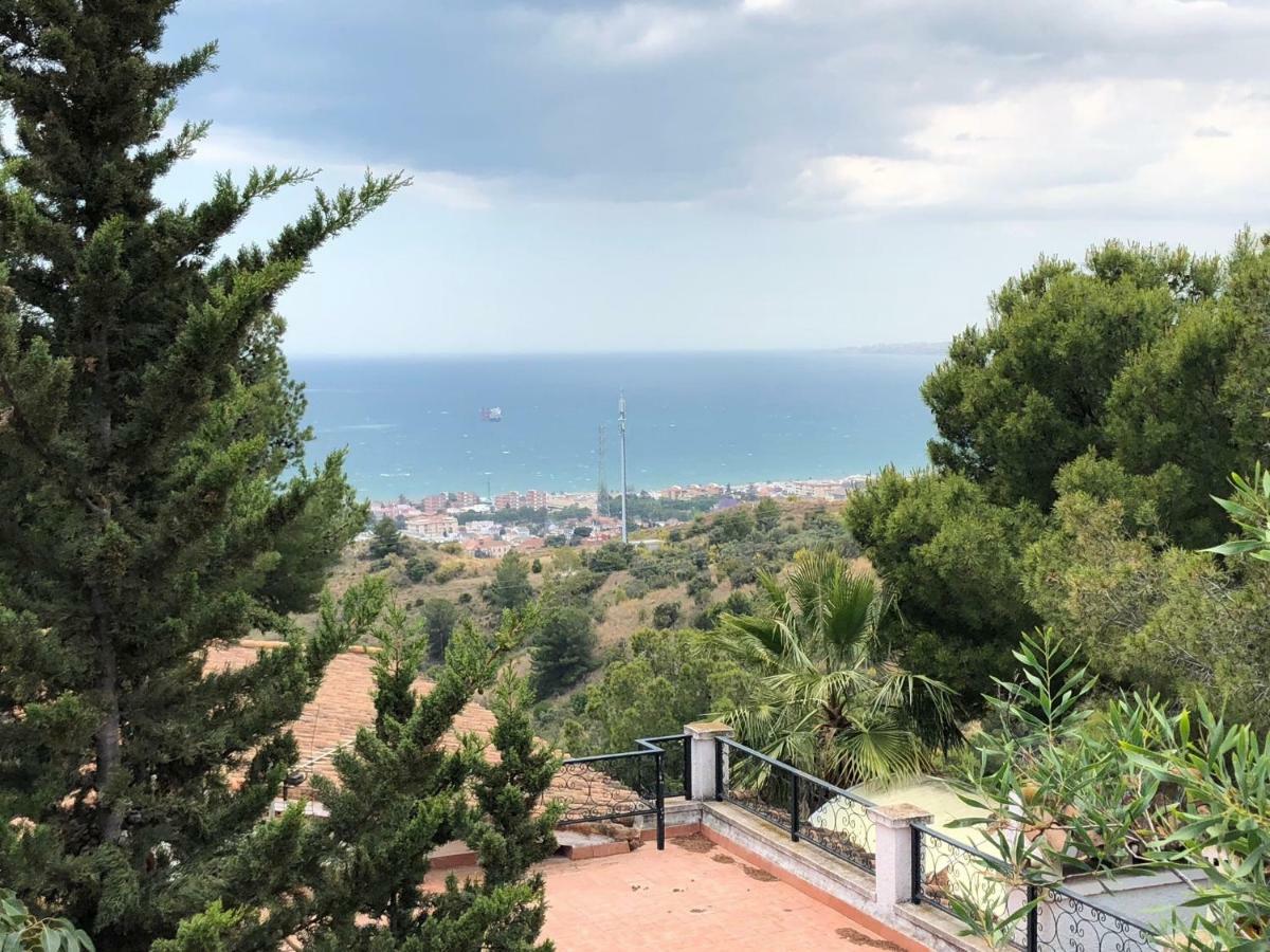 Pinares-malaga: Pool, Garden, Garaje, Wifi, *
