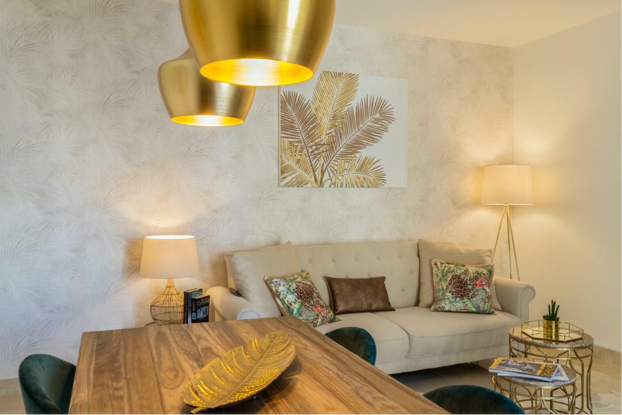 Apartment Renthas Constitucion L