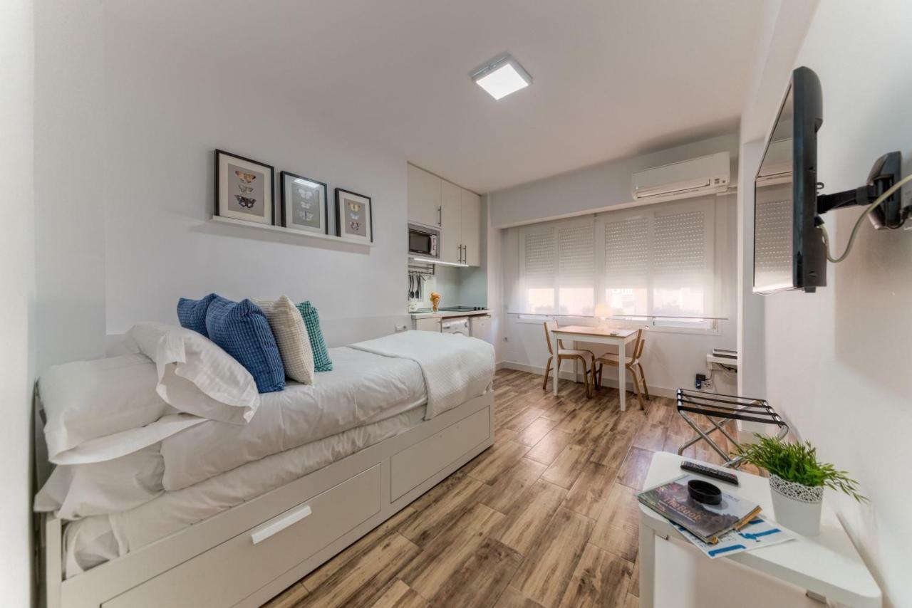 Holidays2malaga Malagueta Beach Apartamento *