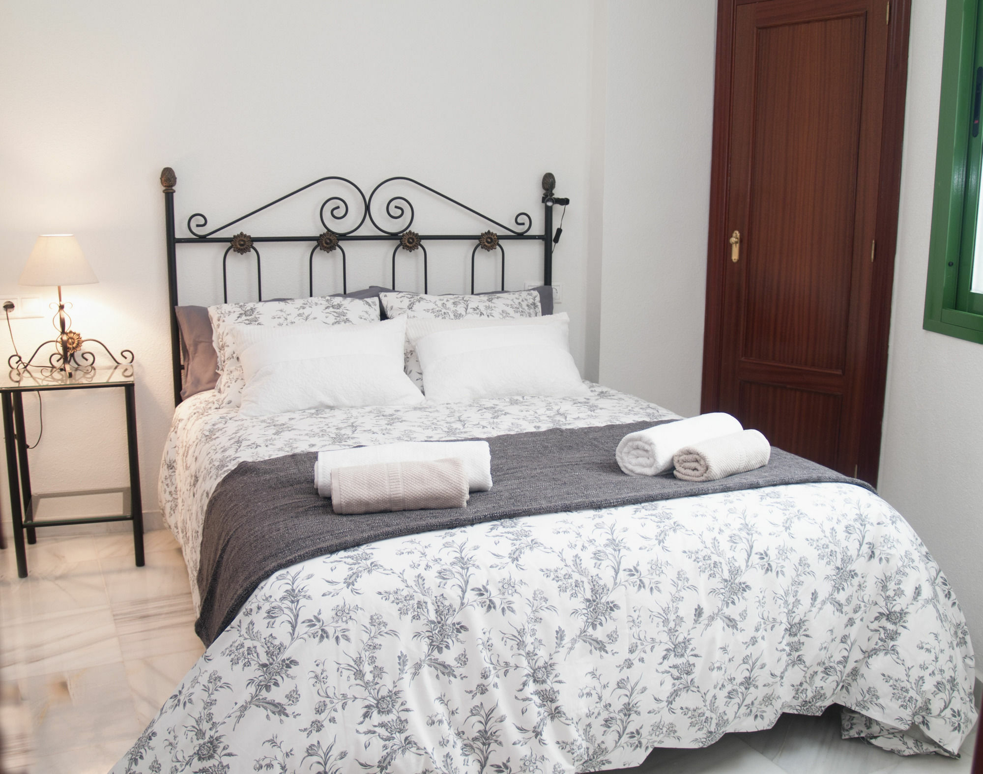 Fan Flat Rosaleda Apartamento *