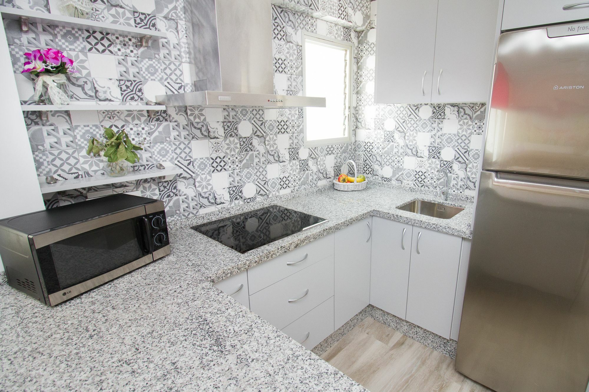 Apartamento Modish 3 Bedroom In By La Recepcion Málaga