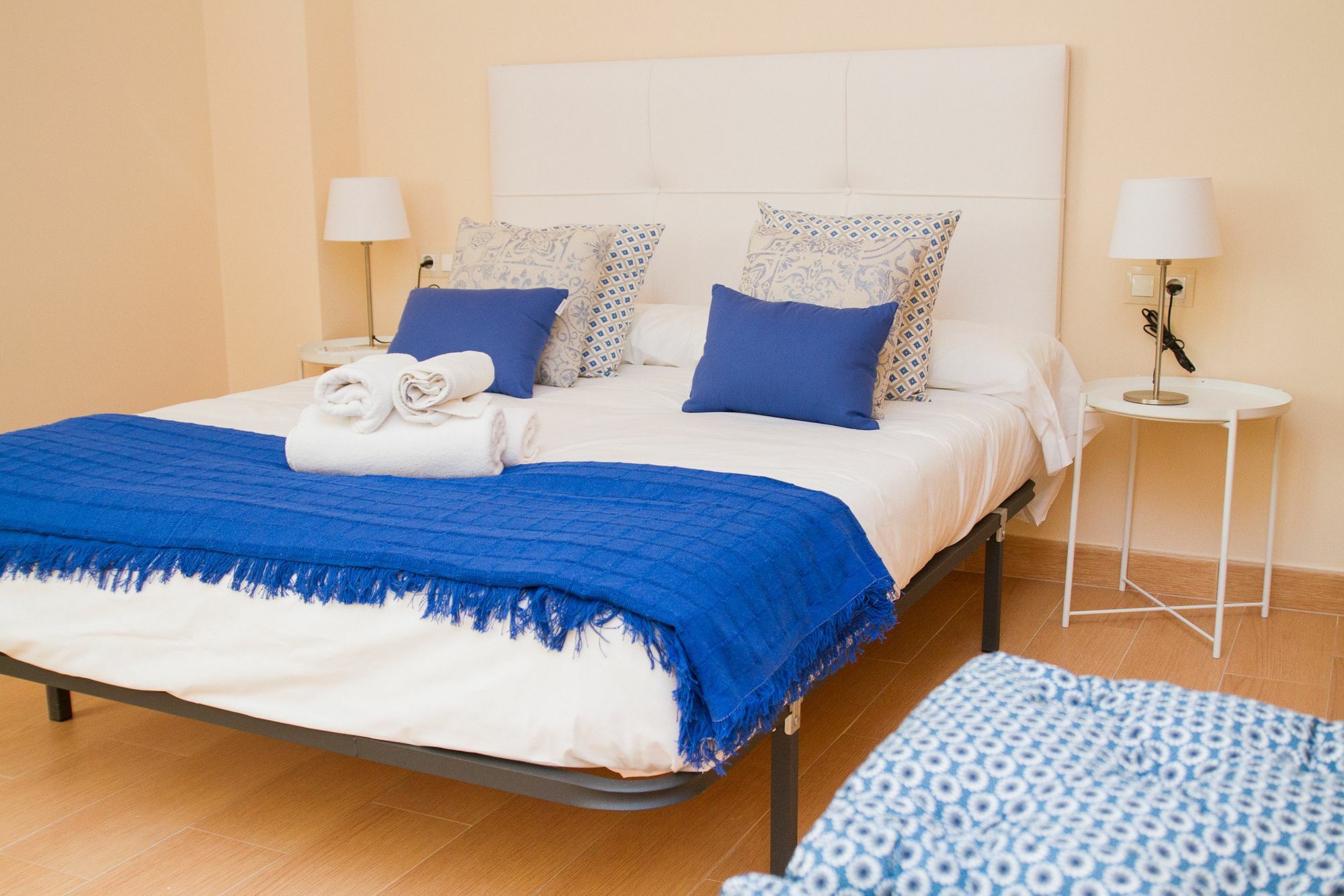 Spanish Into Cathedral Square By La Recepcion Apartamento *