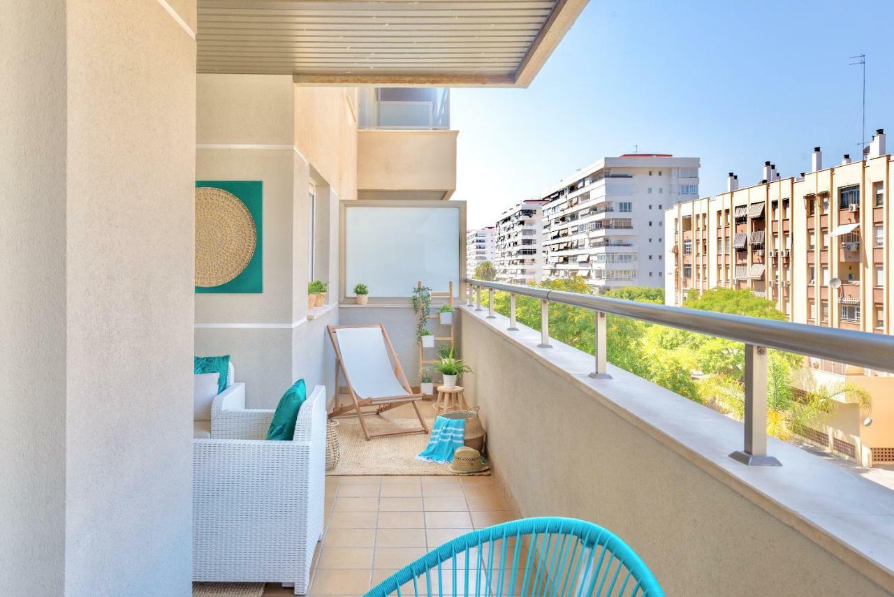 El Sol De Poniente: A 1 Minuto De La Playa, Piscina, Parking Apartamento