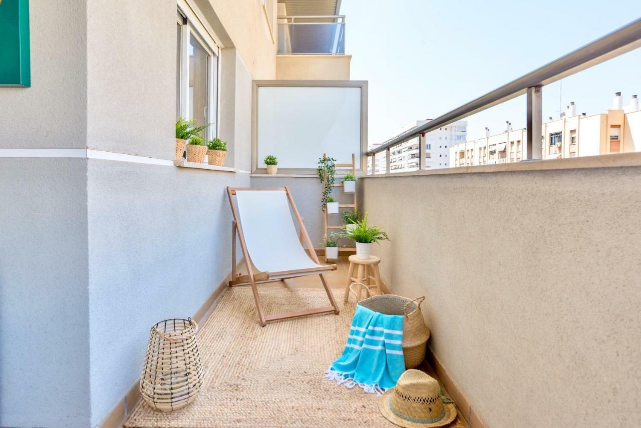 El Sol De Poniente: A 1 Minuto De La Playa, Piscina, Parking *