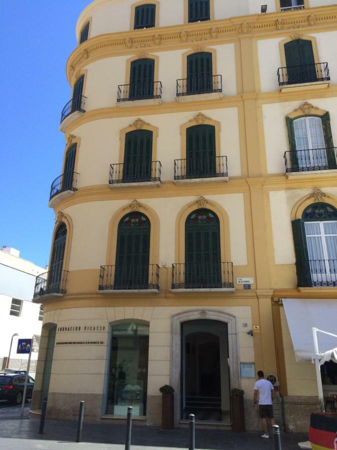 Malagueta Suites Apartment