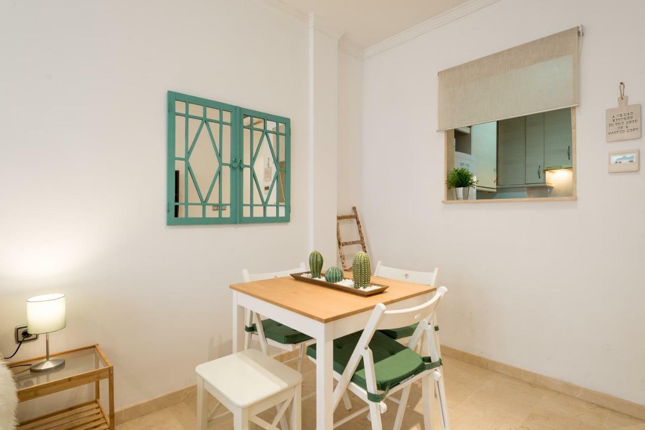 The Grandma's Houses/ Teatro Cervantes Apartamento Málaga