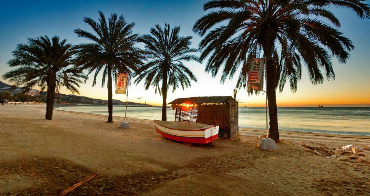 Malaga Beach Apartment Apartment *