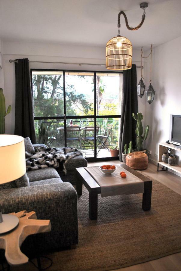 The Boho-chic Oasis, Lovely Center