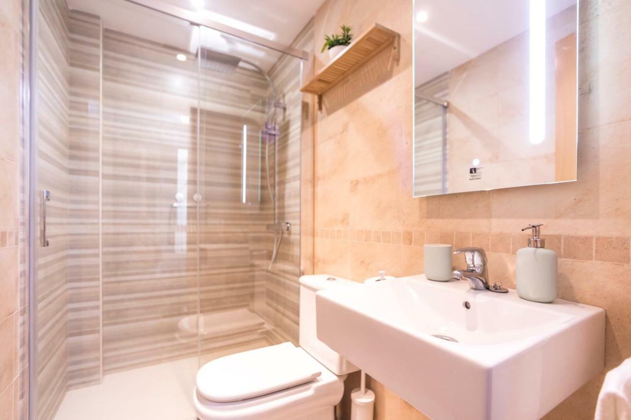 -malagasunapts- Vibrant Historic Centre Apartamento *