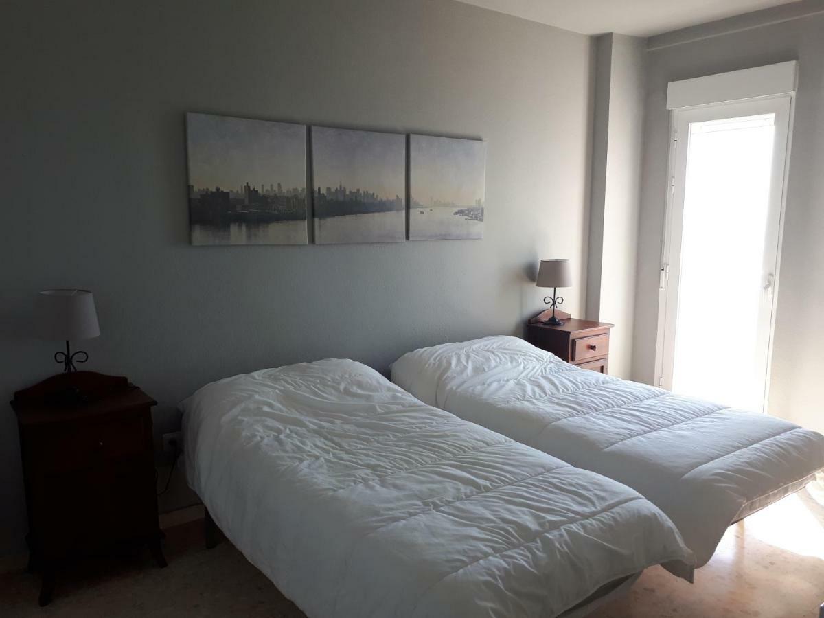 Apartamento Primera Linea De Playa 4 *