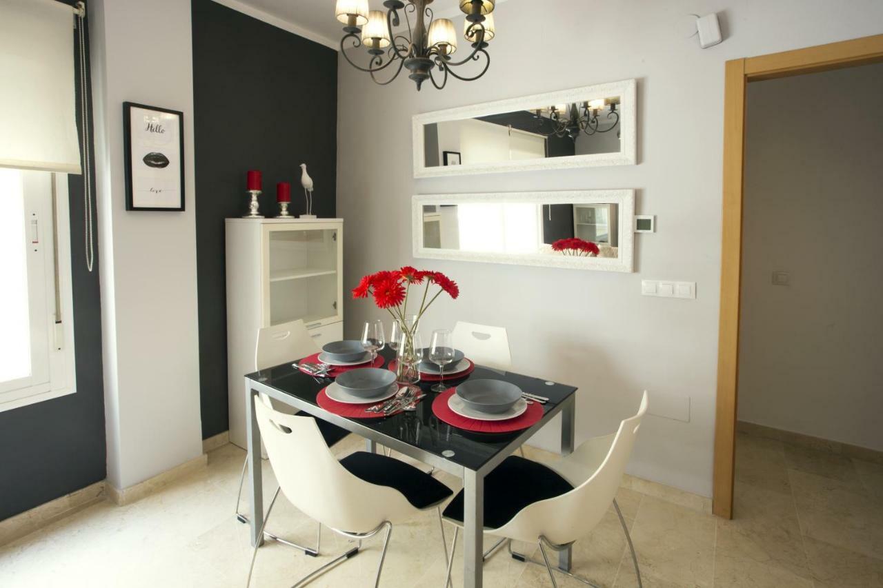Modern, Comfortable & Bright Apartamento