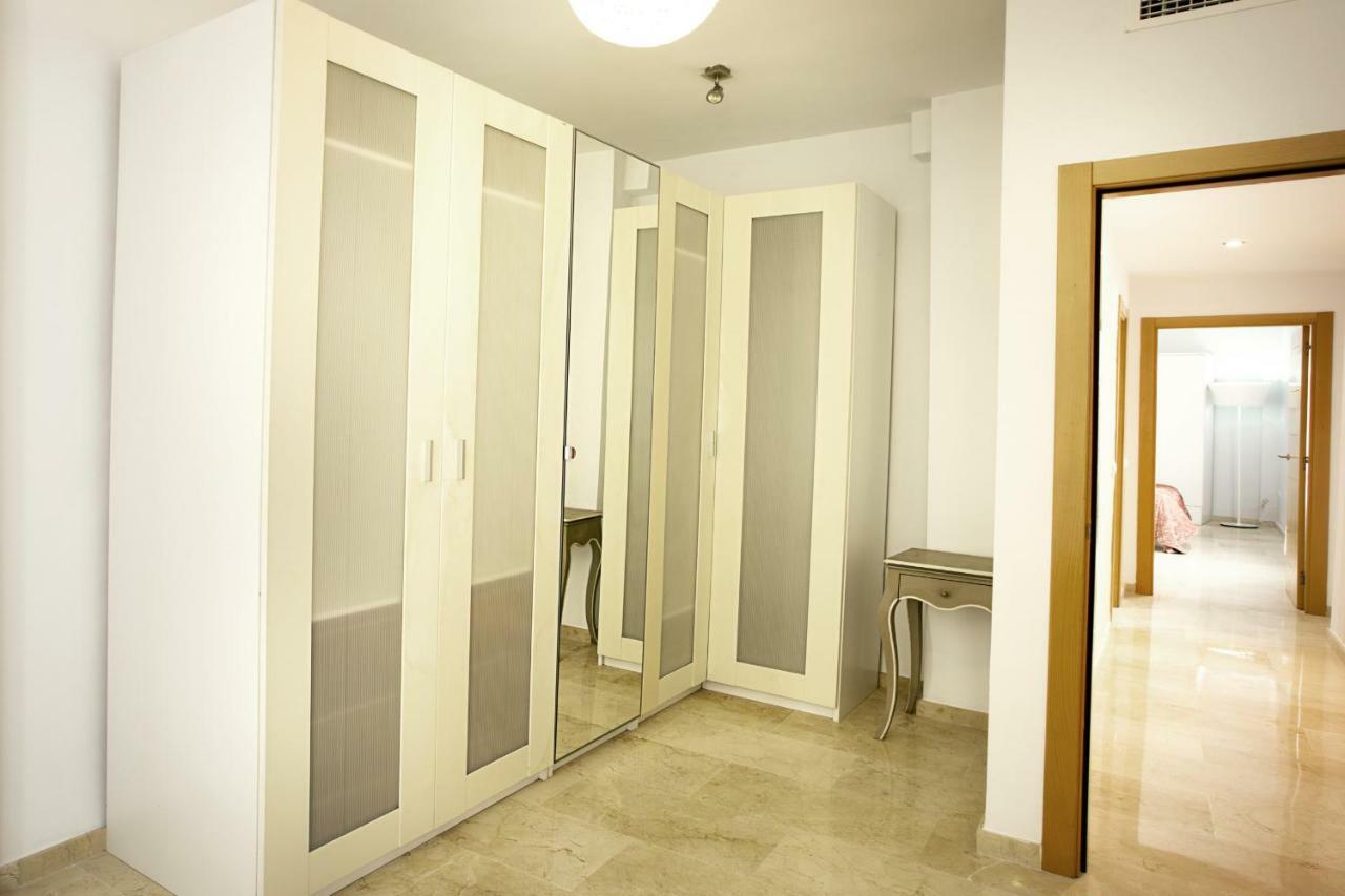 Modern, Comfortable & Bright Apartamento Málaga